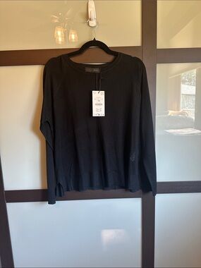 Zara Women’s Black Long-Sleeve Crew Tunic Sweater size L NWT